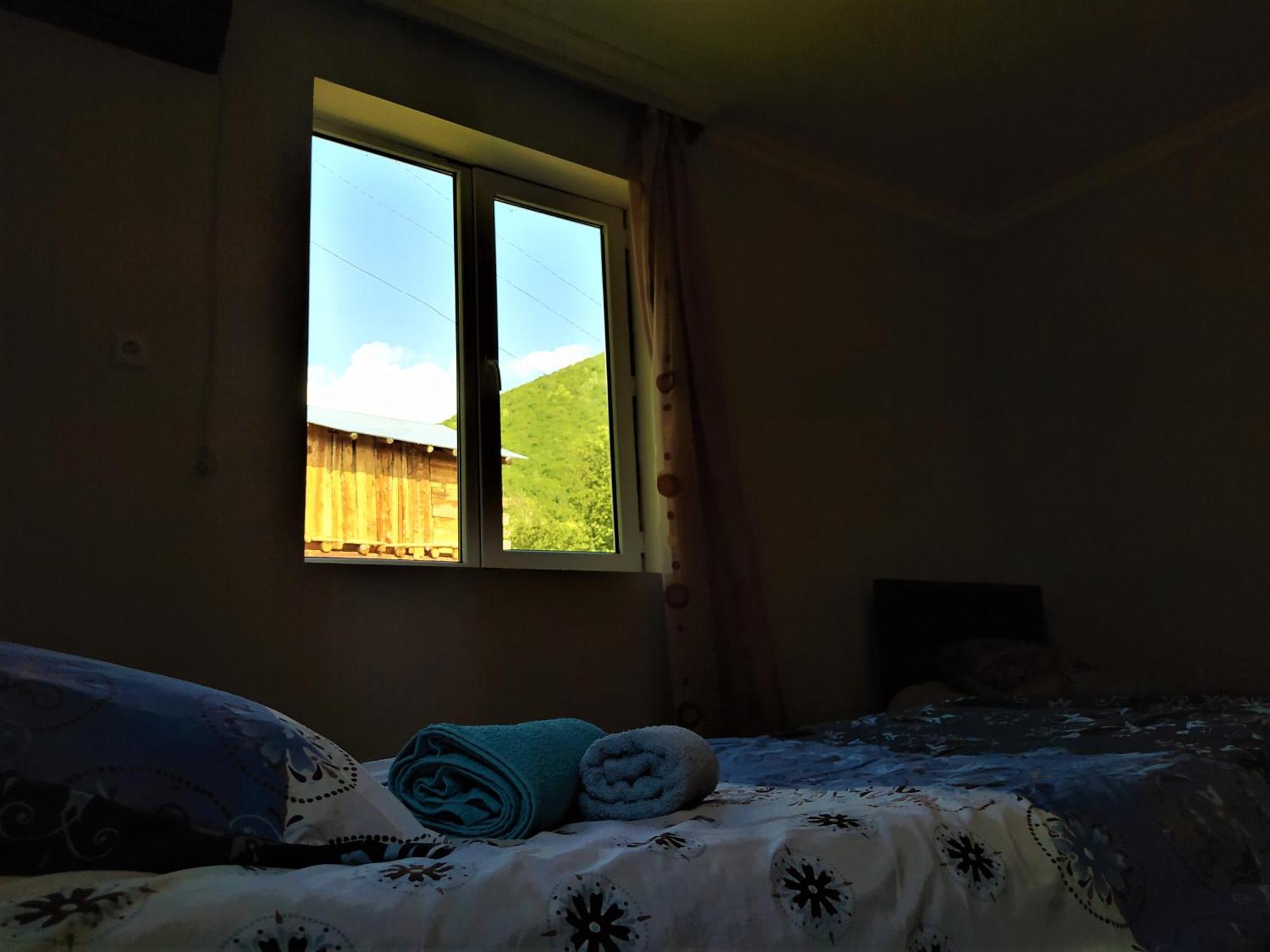 Gujejiani Guest House Местия Экстерьер фото