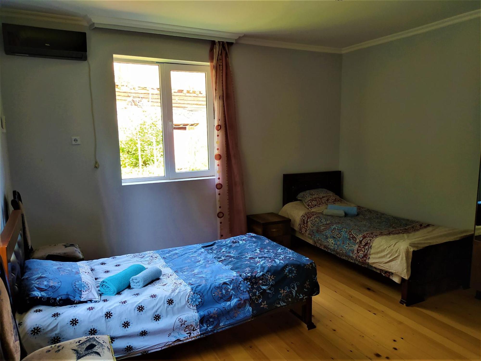 Gujejiani Guest House Местия Экстерьер фото