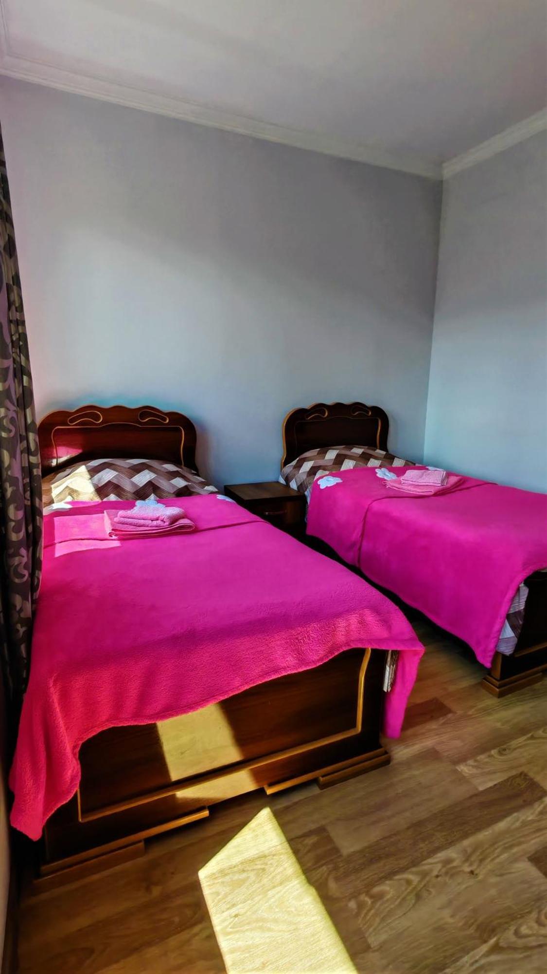 Gujejiani Guest House Местия Экстерьер фото