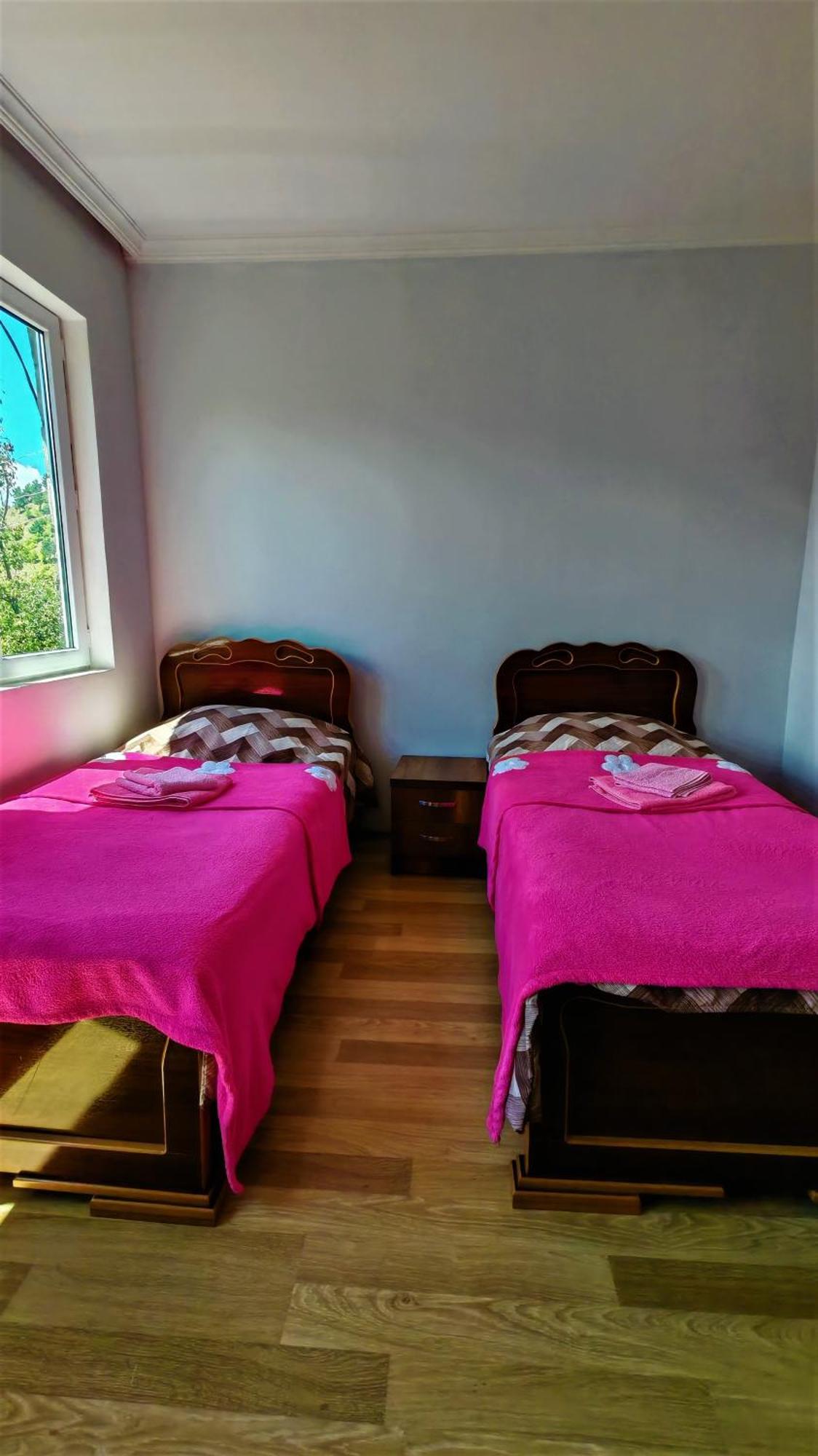 Gujejiani Guest House Местия Экстерьер фото